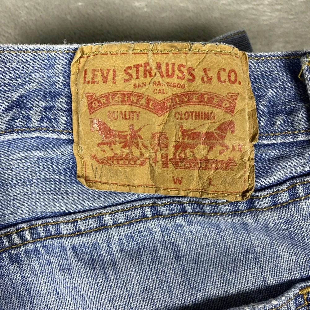 Levis 501 Men's Jeans W 32x L 34 Light Wash Factory Distressed Button Fly